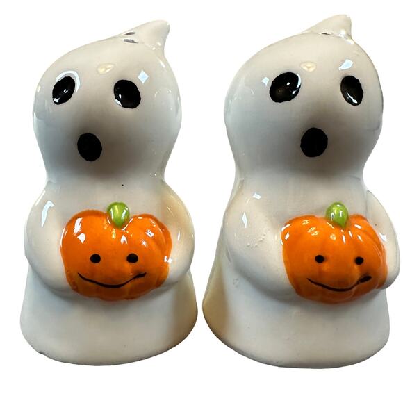 Halloween Ghost with Pumpkin Ceramic Salt and Pepper Shakers - Picture 1 of 8